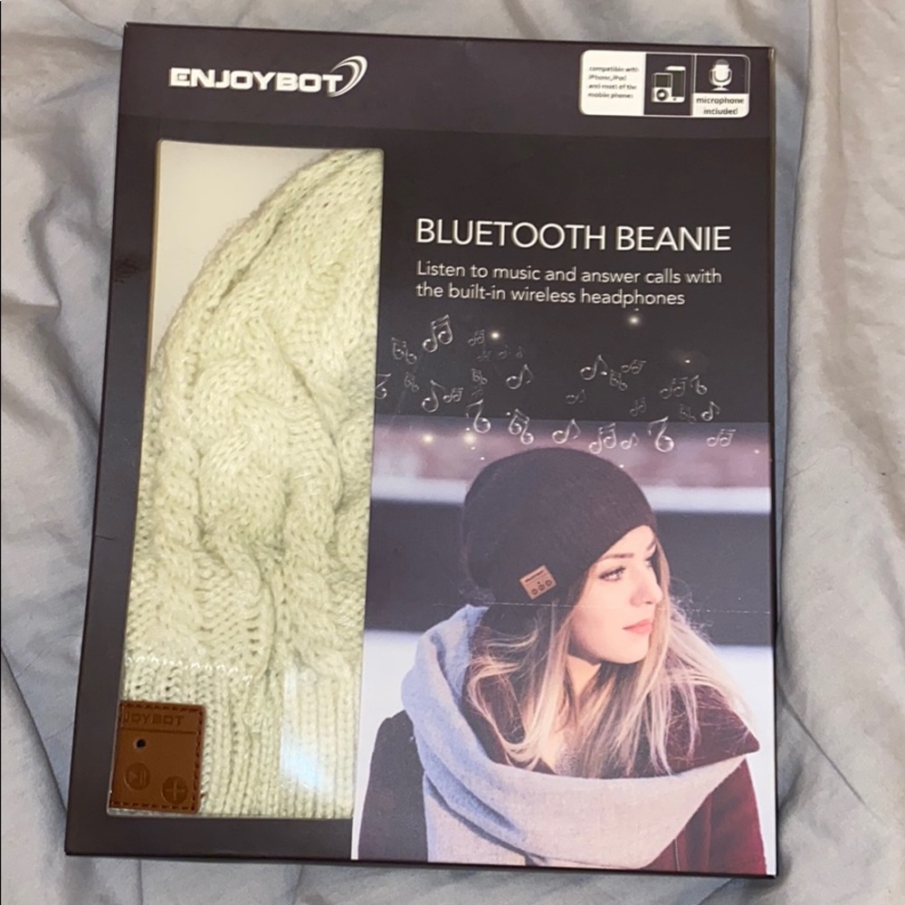 bluetooth beanie